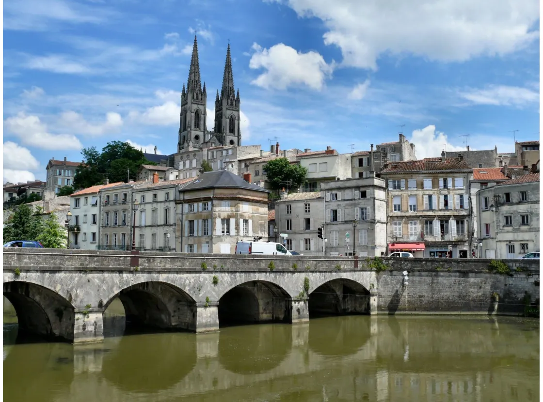 Niort - Deux-Sèvres (79)