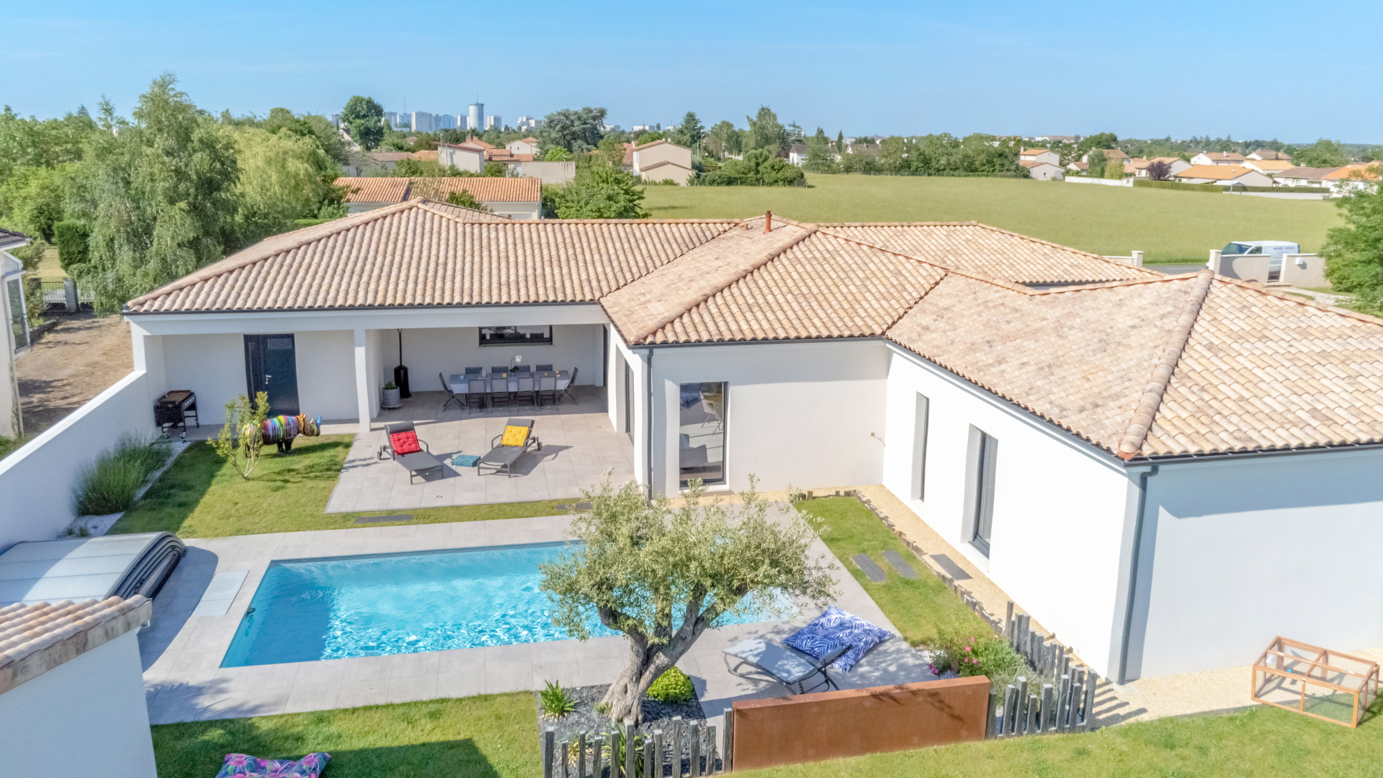 Maison contemporaine plain-pied avec plan fonctionnel