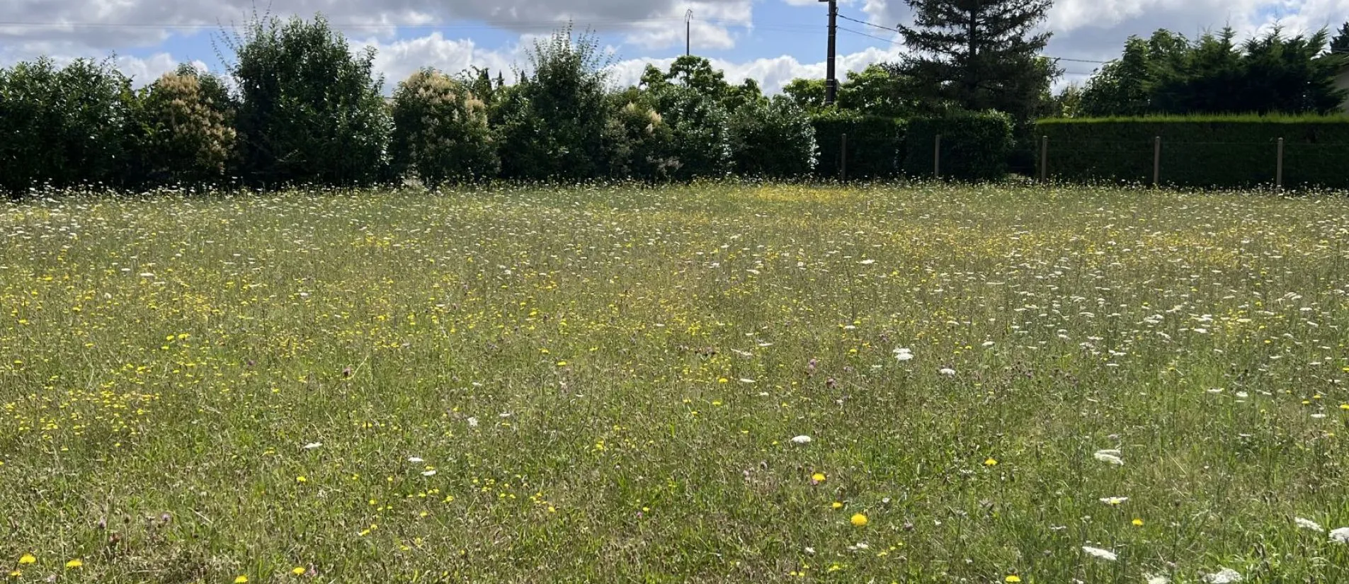 Maison de  89.73 m² sur un terrain de 815 m² à COURCOME en CHARENTE (16).
