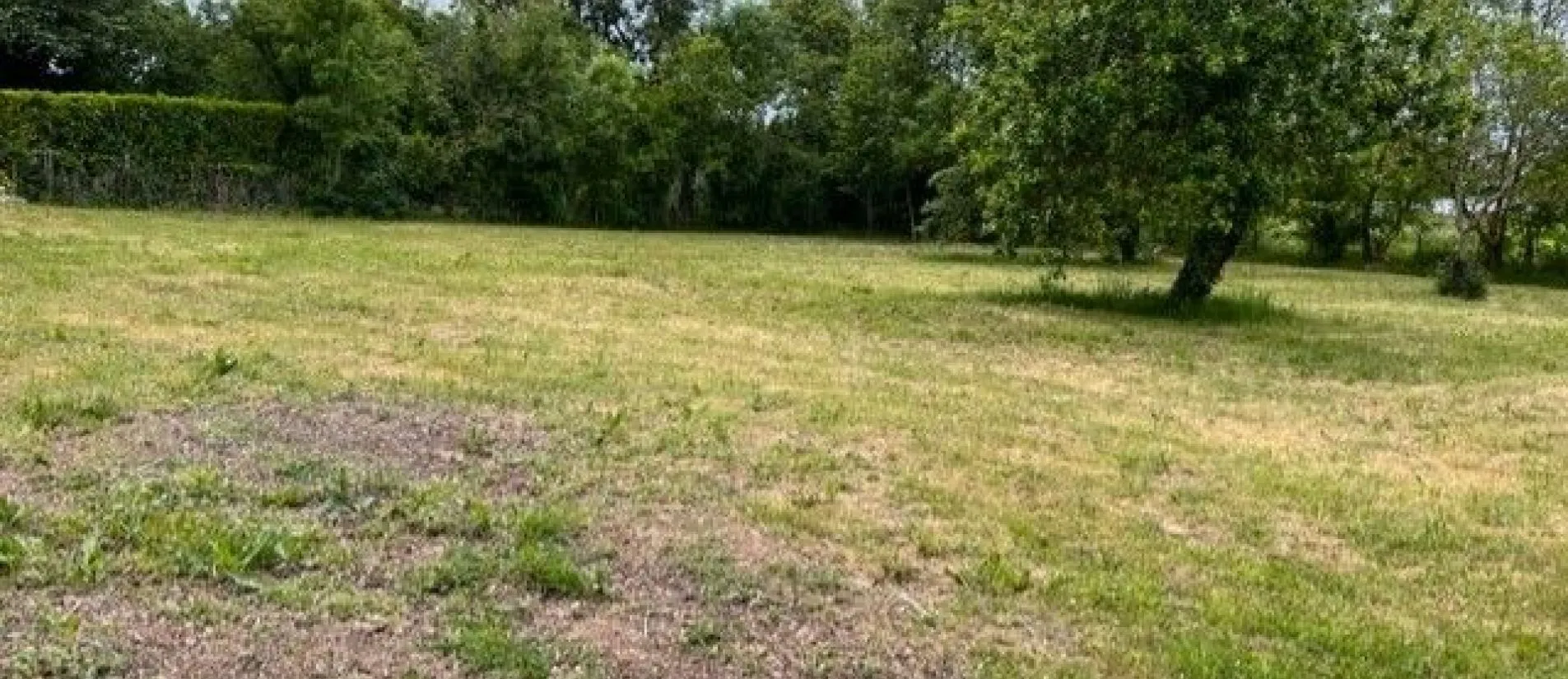 Maison de  89.73 m² sur un terrain de 1227 m² à ANAIS en CHARENTE (16).
