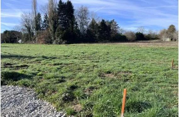 Terrain à bâtir de 541 m2 au prix de 31378 € à AGRIS (16)